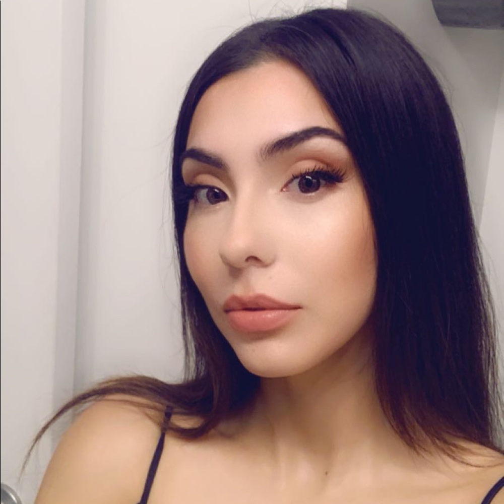 Meet your Posher, Rosarosa